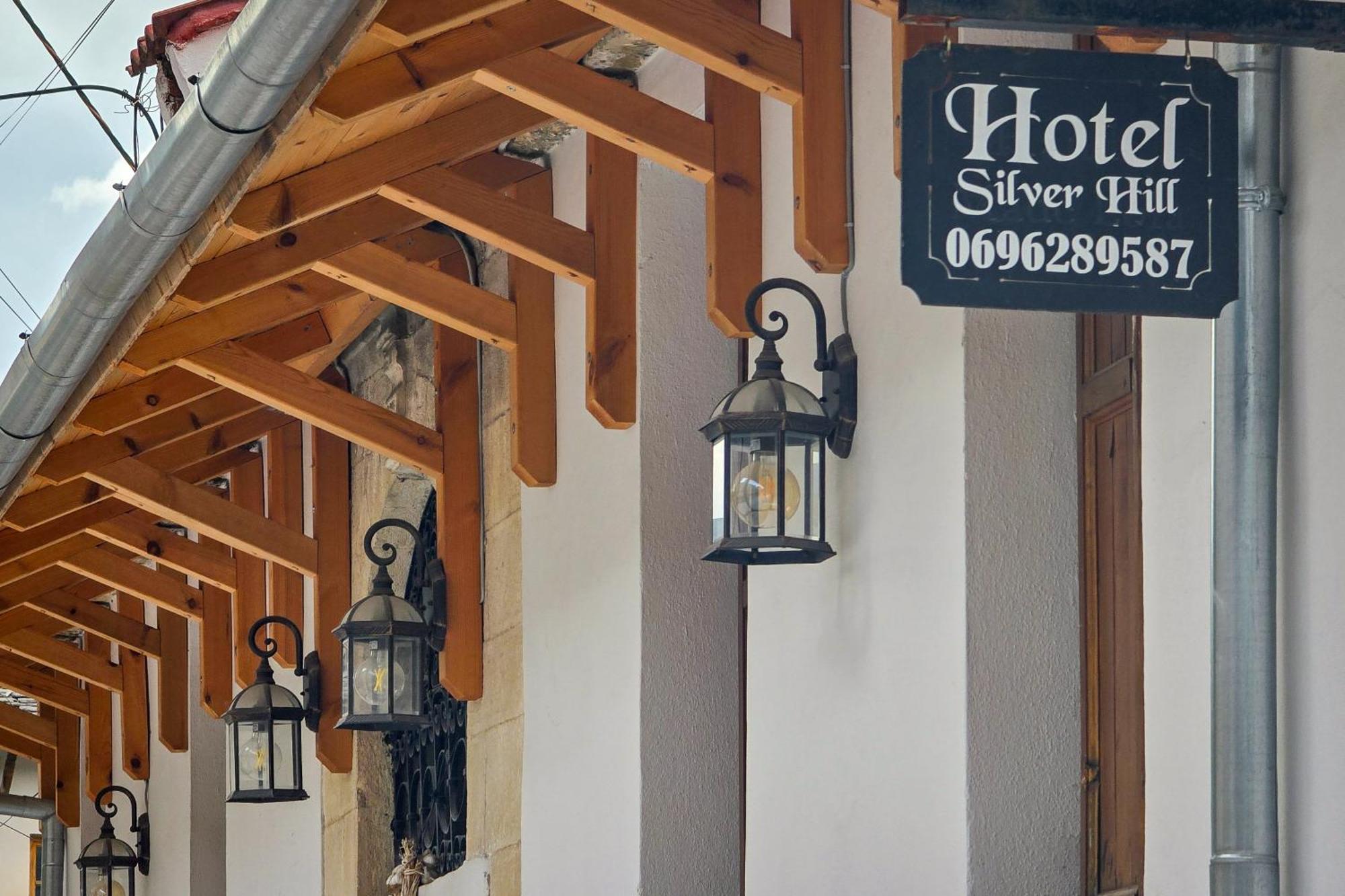 Silver Hill Guesthouse Гирокастра Экстерьер фото