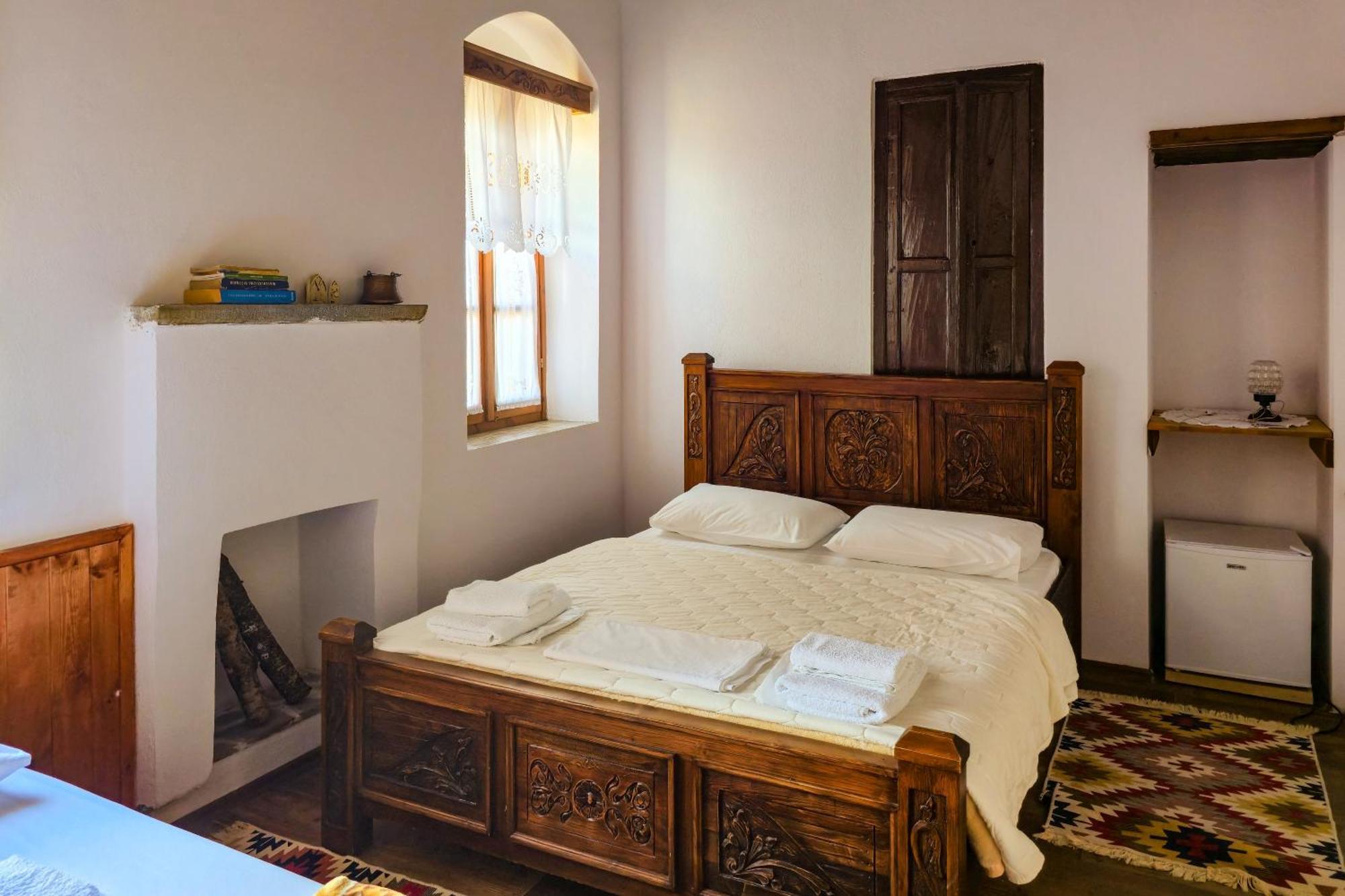 Silver Hill Guesthouse Гирокастра Экстерьер фото